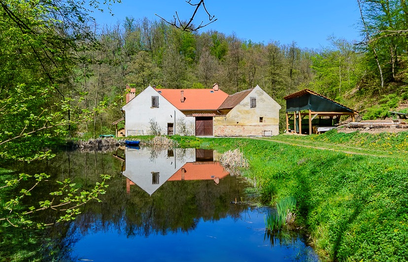 Prodej historické budovy u hradu Veveří